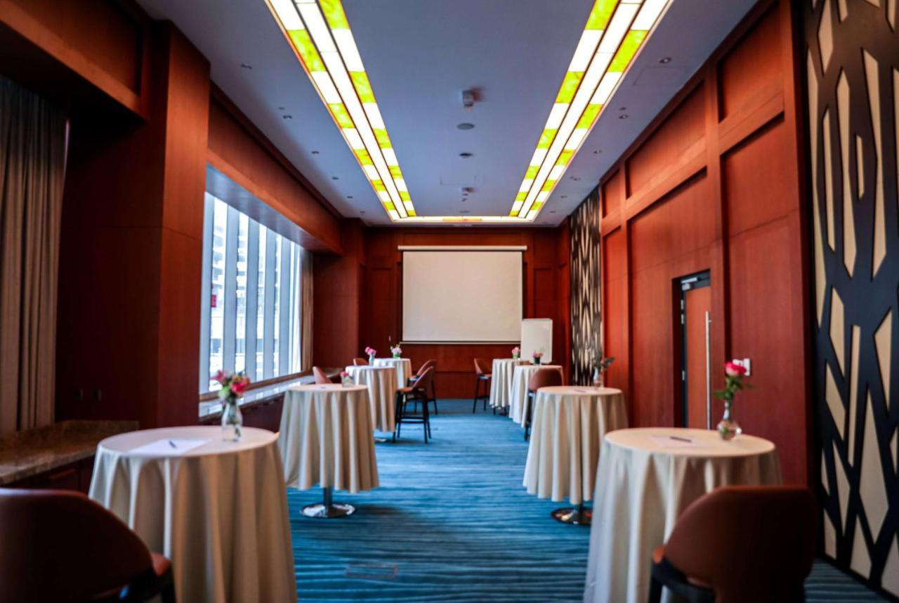 Wyndham Doha West Bay Hotell Eksteriør bilde Meeting room